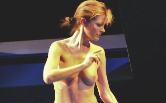 Elizabeth shaw nude