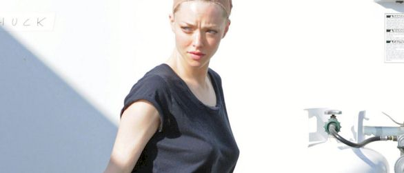 Amanda Seyfried Pokies on Porn Biopic Set