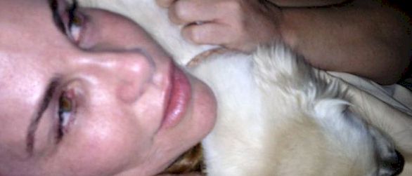 Tawny Kitaen Posts Her Nipple on Twitter