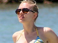 Scarlett Johansson Bikini Candids