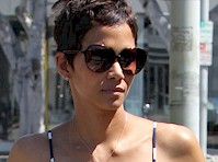Halle Berry Cleavage