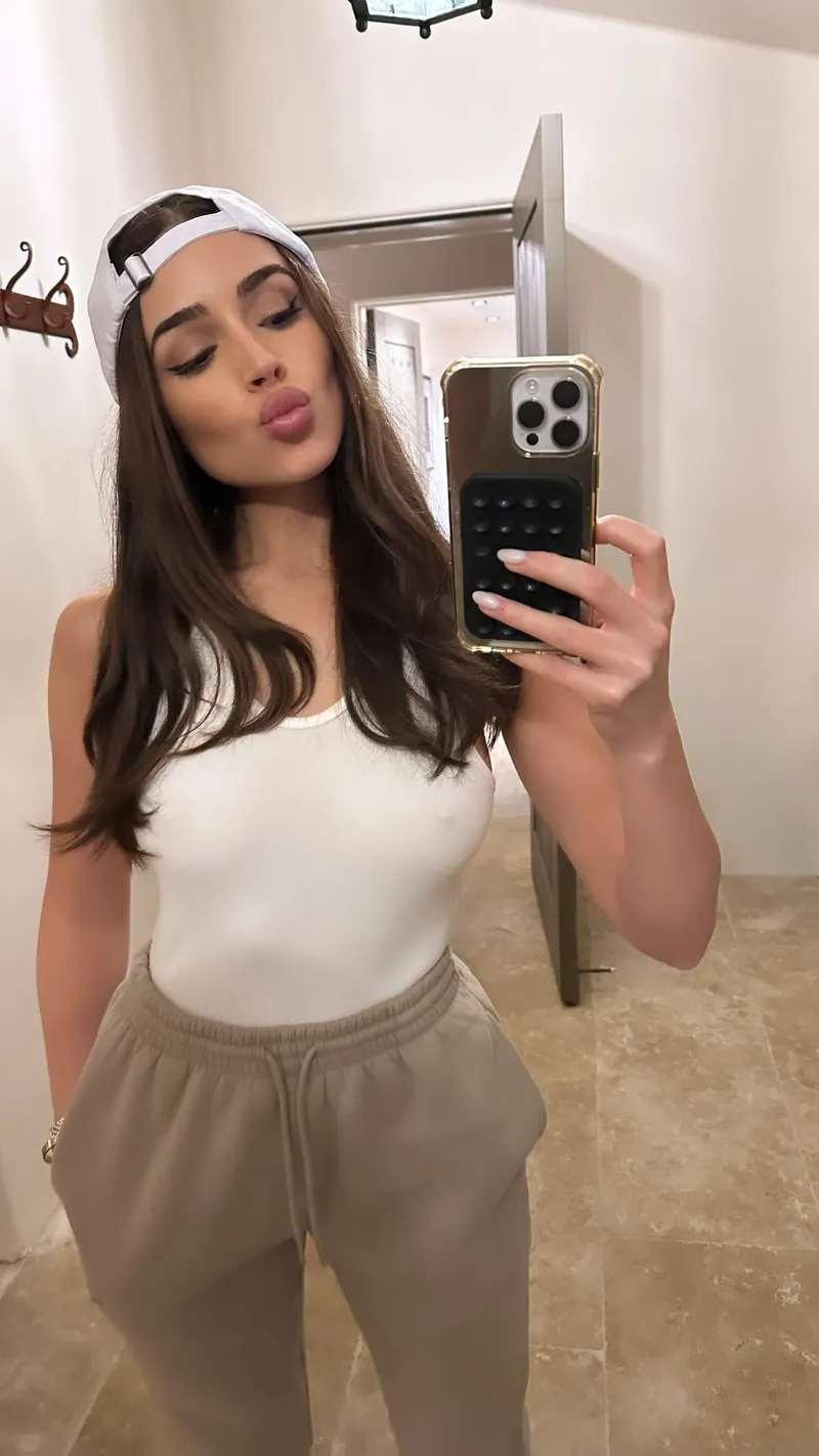 Olivia Culpo braless selfie