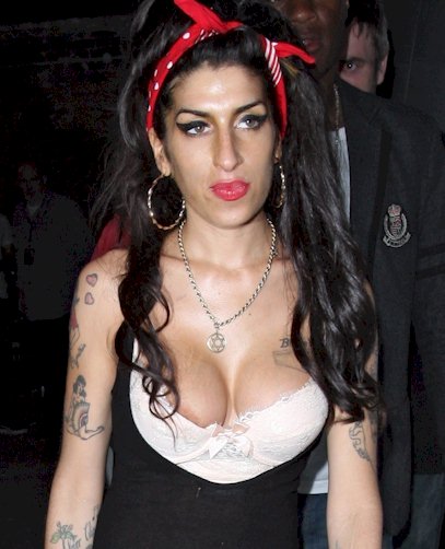 Amy Winehouse areola