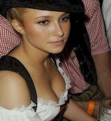 Hayden Panettiere cleavage