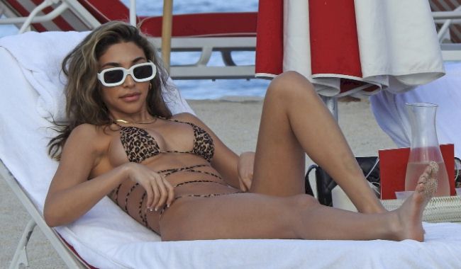Leaked chantel jeffries sunbathing in leopard bikini on a beach