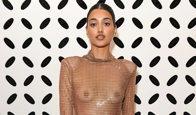 Neelam Gill see through to tits