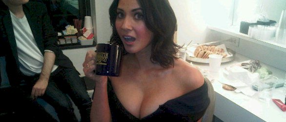 Olivia Munn cleavage
