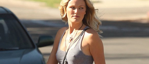 Malin Akerman pokies