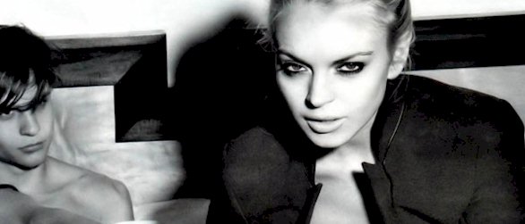 Lindsay Lohan topless