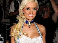 Holly Madison cleavage