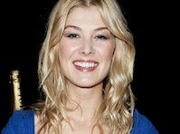 Rosamund Pike cleavage