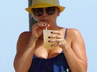 Kaley Cuoco