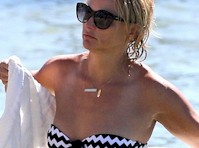 Miranda Lambert Bikini Candids! 