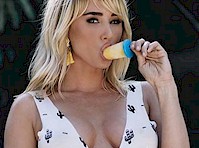 Sara Jean Underwood