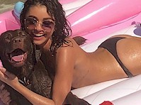 Sarah Hyland