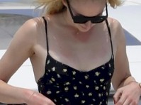 Sophie Turner Nipples