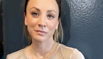 Kaley Cuoco Nipple Pokies!