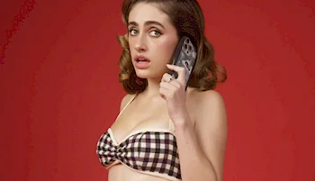 Rachel Sennott as a Pinup Model!