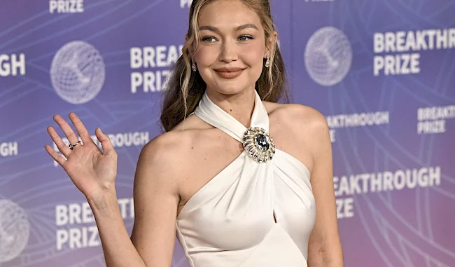Gigi Hadid Pokies At 12th Breakthrough Prize Ceremony!