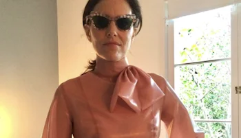 Ione Skye Show Nipples In A Pink Latex Blouse!