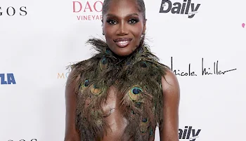 Doechii In Revealing Outfit At Fashion Los Angeles Awards!