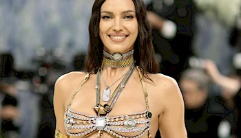 Irina Shayk Showing A Bit Of Nipple At The 2026 Met Gala!