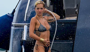 Rita Ora And Lady Mary Charteris On A Yacht!