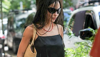 Zoë Kravitz Legs And Pokies In NYC!