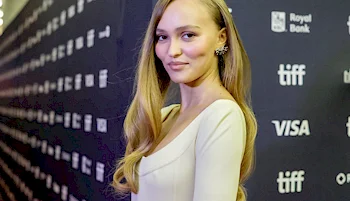 Lily-Rose Depp Nipple Pokies At ‘Alpha Gang’ Premiere!