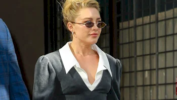 Florence Pugh Leaves Hotel With Nipple Pokies!