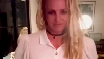 Britney Spears Showing Off Her New Outfit And Nipple Pokies!
