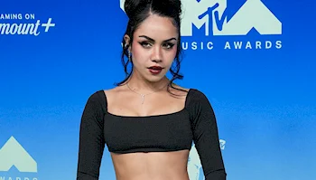 Tara Yummy Legs And Midriff At The ‘2026 MTV Video Music Awards’!